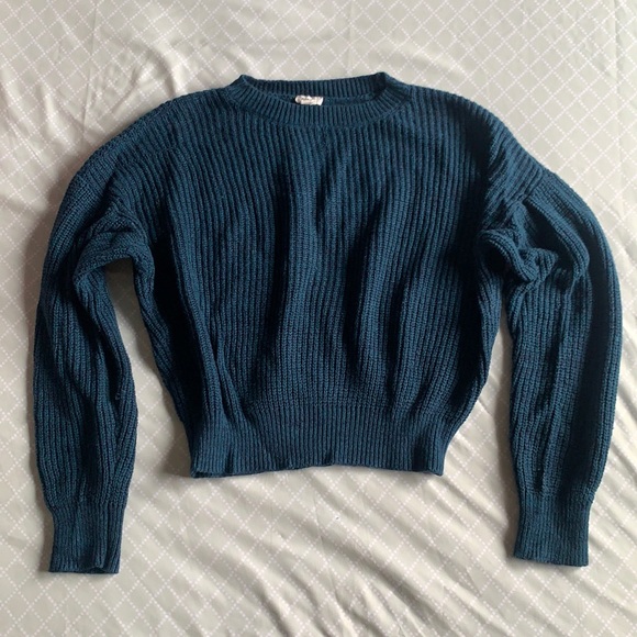 2 FOR $10 Ardene Sweater ❤️ - Picture 1 of 2